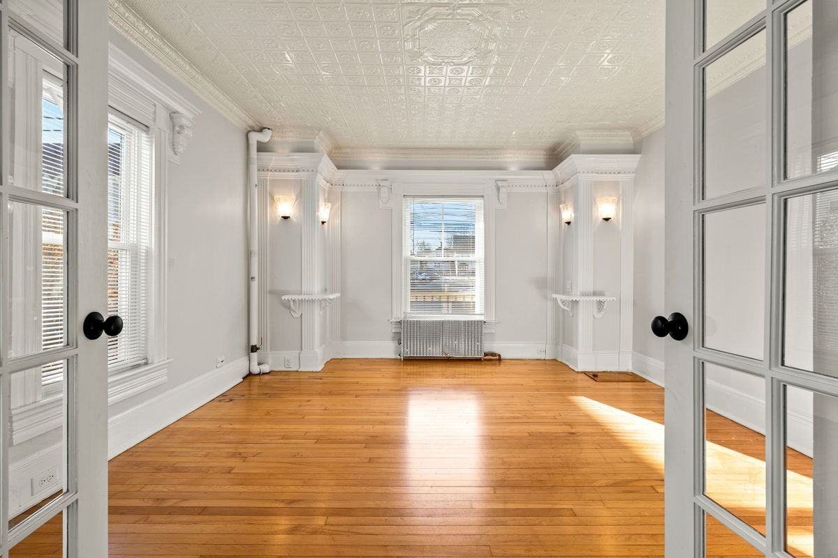 26 Reservoir Ave - Photo 2 of 3