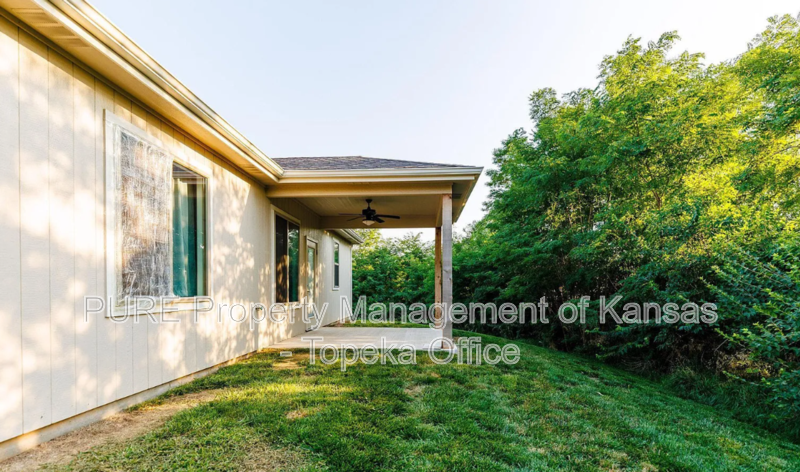 3312 Se 22nd St - Photo 4 of 28