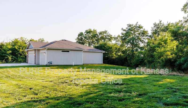 3312 Se 22nd St - Photo 5 of 28