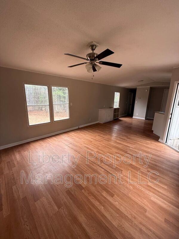 134 Ed Thomas Rd - Photo 3 of 8