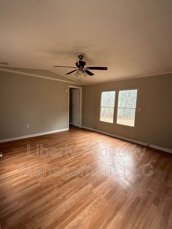 134 Ed Thomas Rd - Photo 7 of 8