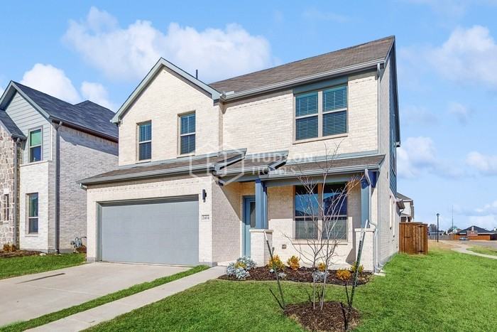 2404 Rocky Mountain Dr - Photo 3 of 36