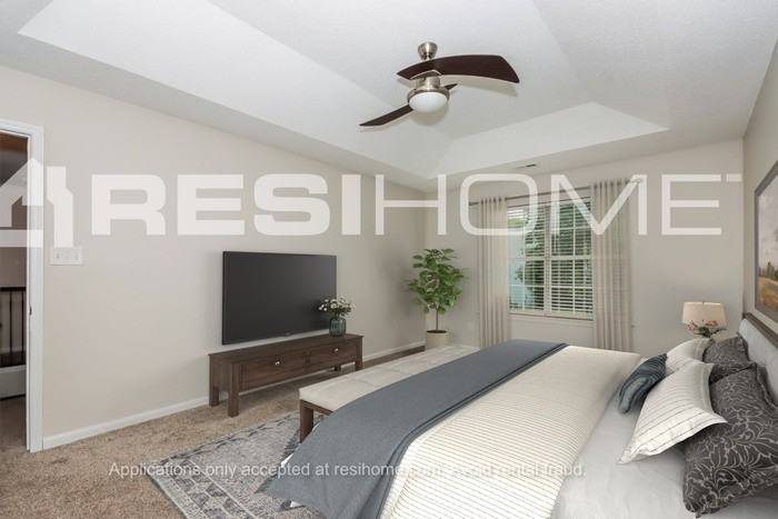 8421 Red Cypress Ct - Photo 6 of 20