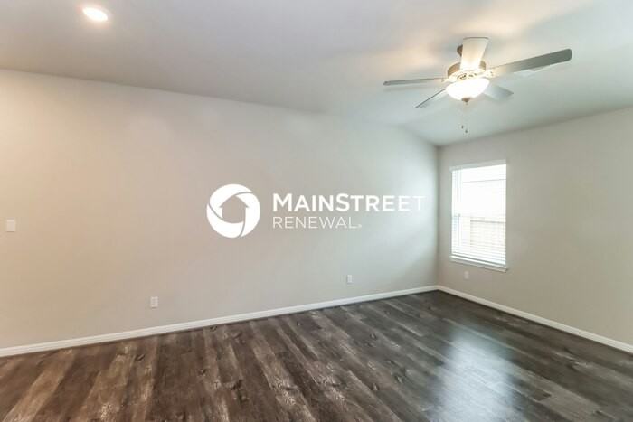 318 Durango Downs Dr - Photo 5 of 16