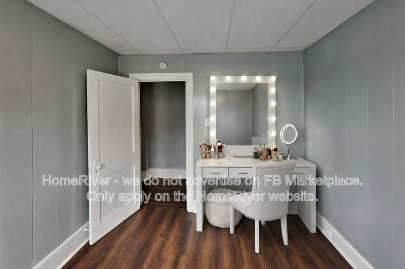 1802 Chestnut St - Photo 4 of 16