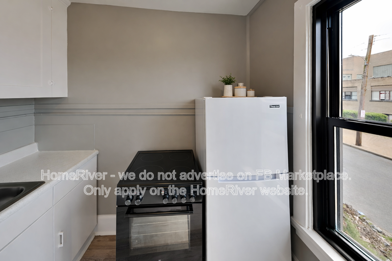 1802 Chestnut St - Photo 5 of 16