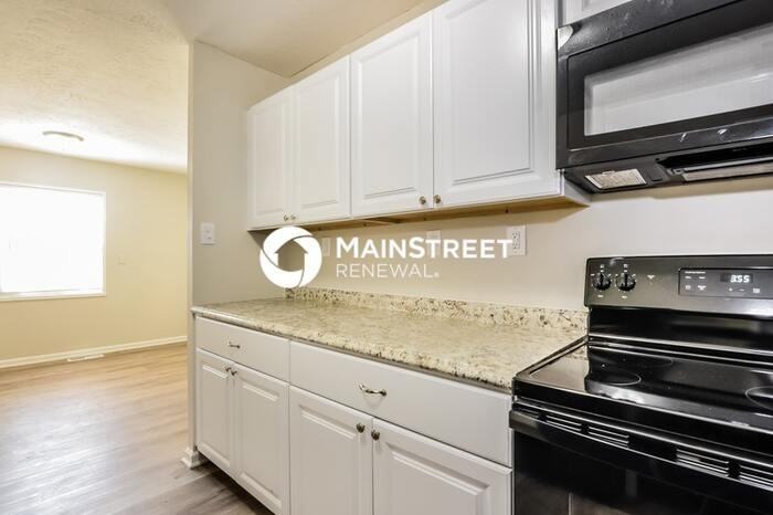 4953 Deborah St - Photo 5 of 16