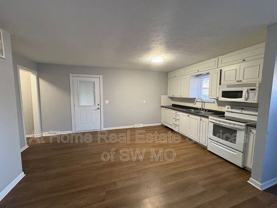 1164 S Hillcrest Ave - Photo 1 of 1