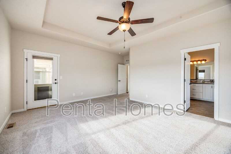 660 Rock Rd - Photo 7 of 24