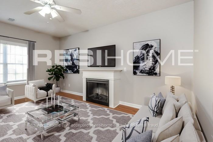 406 Bedrock Pl - Photo 4 of 17