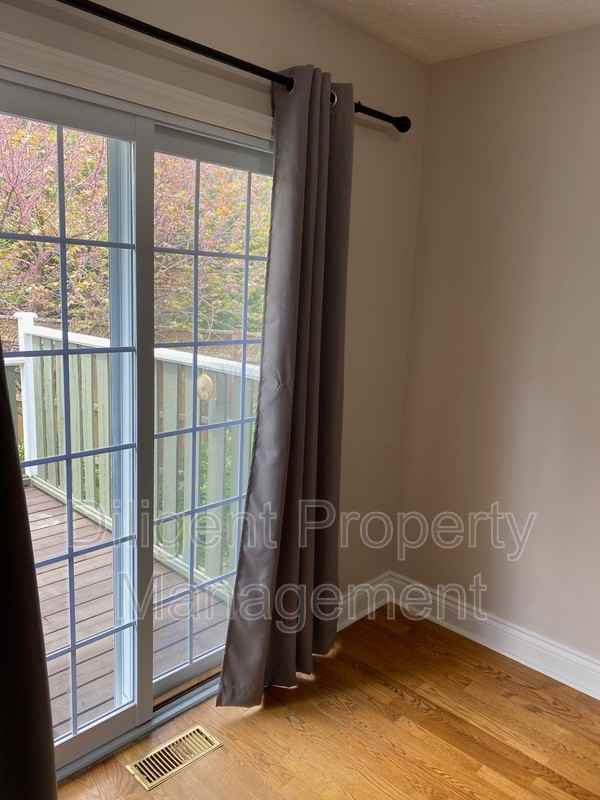 1260 Pulpit Rd - Photo 4 of 41