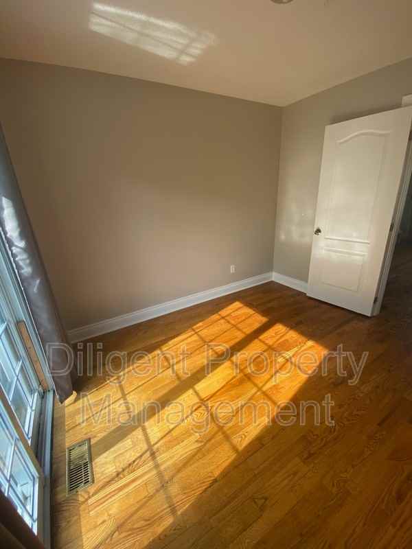 1260 Pulpit Rd - Photo 5 of 41