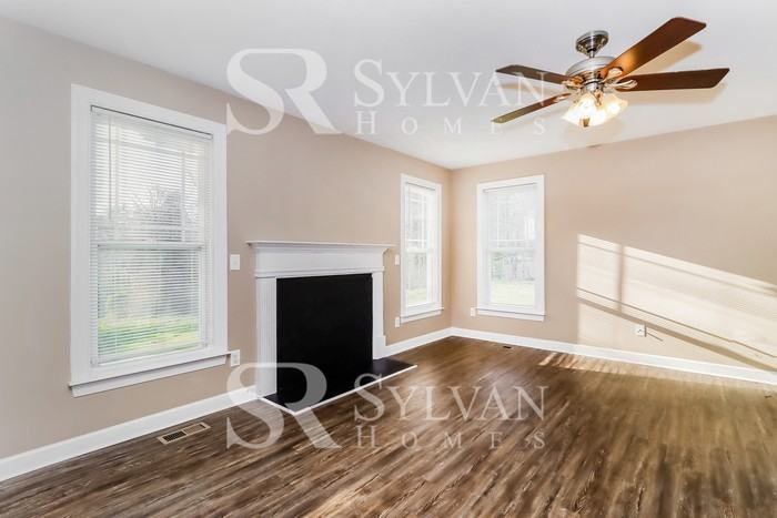 139 Coddington Ln - Photo 6 of 16