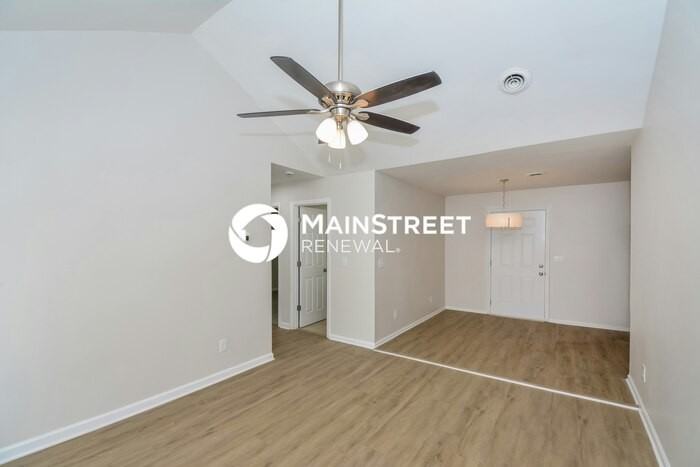 102 Fairview Cir - Photo 5 of 17