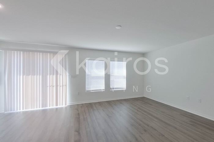 262 Grenada St - Photo 7 of 28