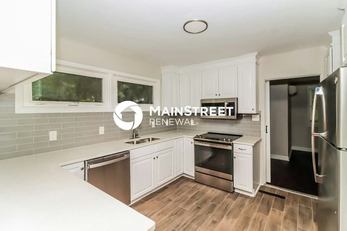 966 Blackberry Cir - Photo 7 of 16