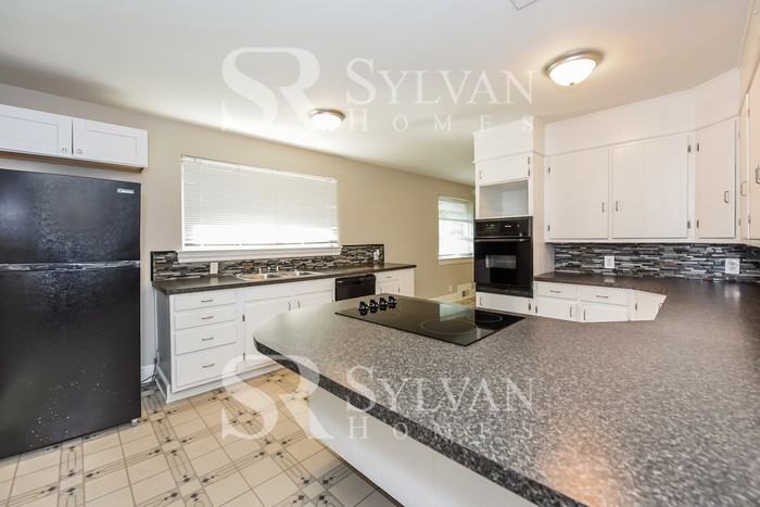 1201 S Beltline Blvd - Photo 7 of 14