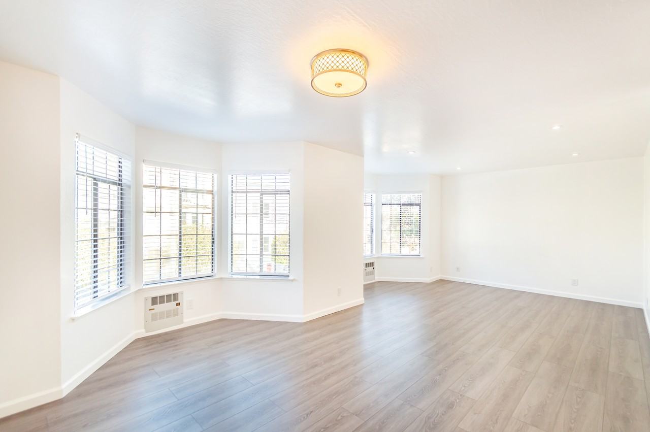 33 Hill St #1 - Photo 3 of 27