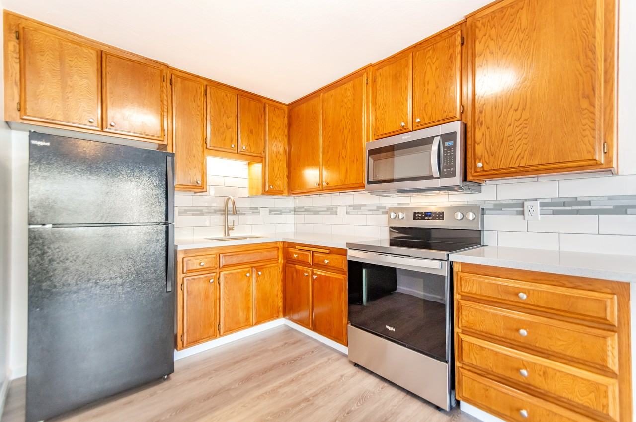 33 Hill St #1 - Photo 6 of 27