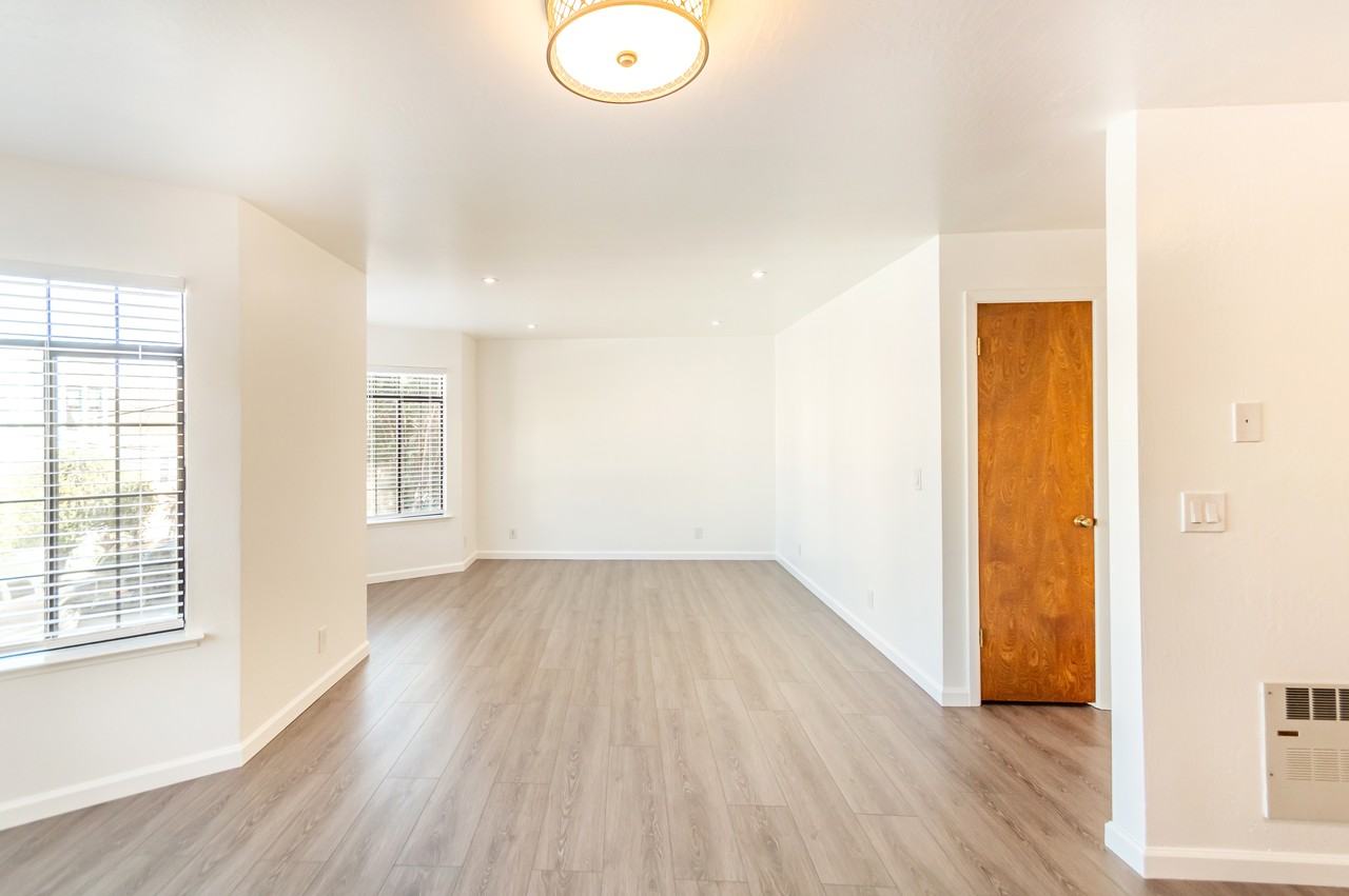 33 33 Street Hill St. #1 - Photo 7 of 21