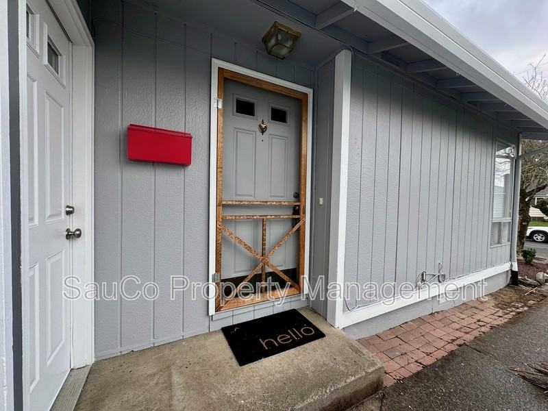 1734 Ne Bryant St - Photo 6 of 31