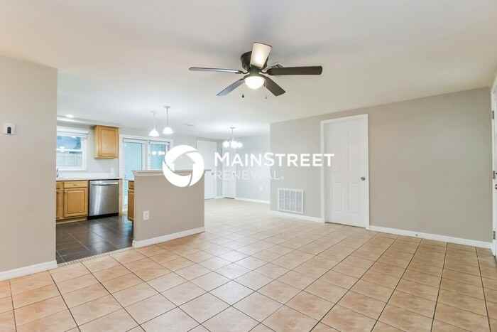 8626 Horizon Ln - Photo 3 of 16