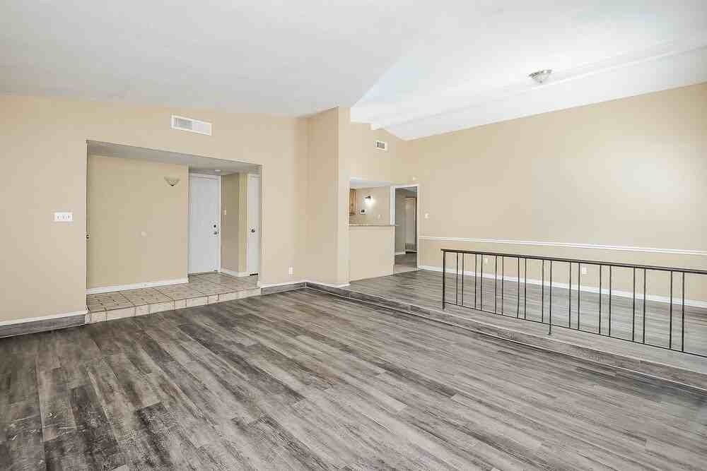 7609 Xavier Dr - Photo 5 of 25