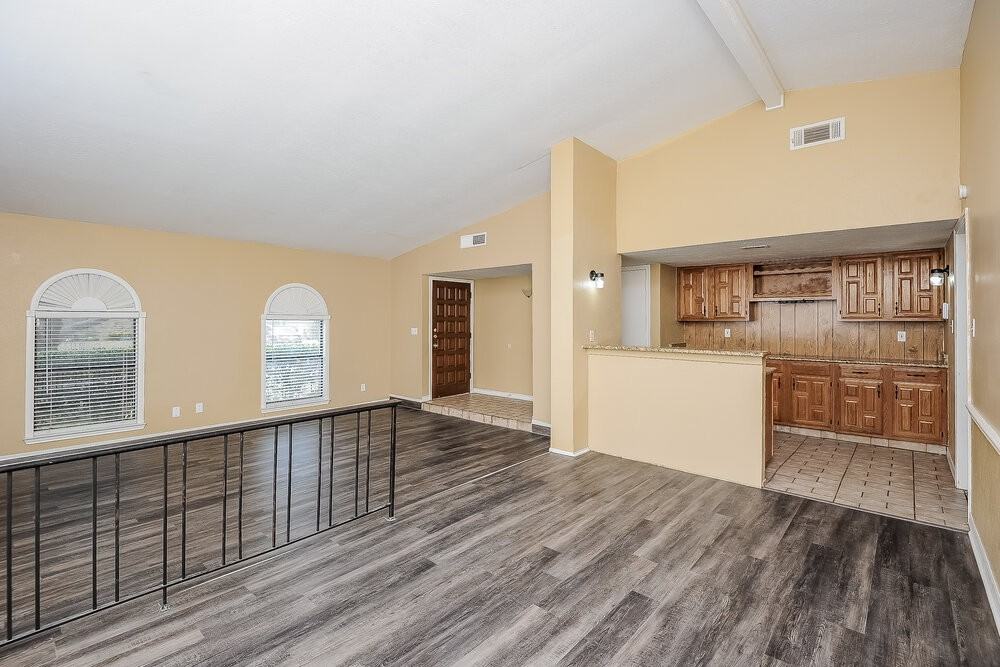 7609 Xavier Dr - Photo 7 of 25