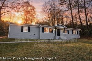 featured image of 2728 Pierce Dr N
