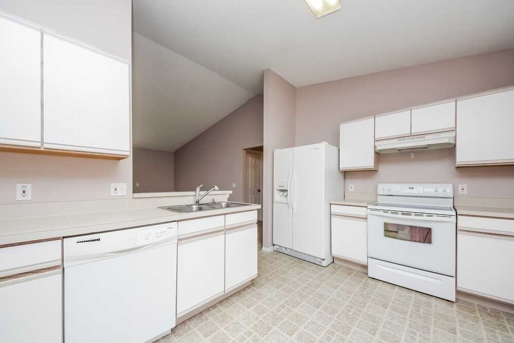 155 Pompei Dr - Photo 4 of 15