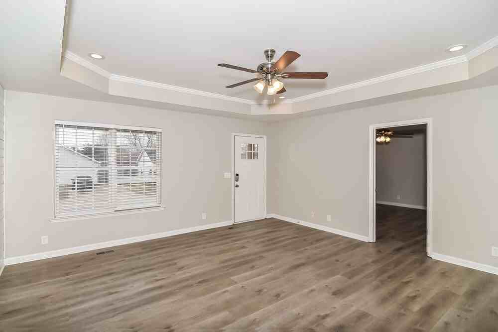 1002 Wismar Ct - Photo 5 of 16