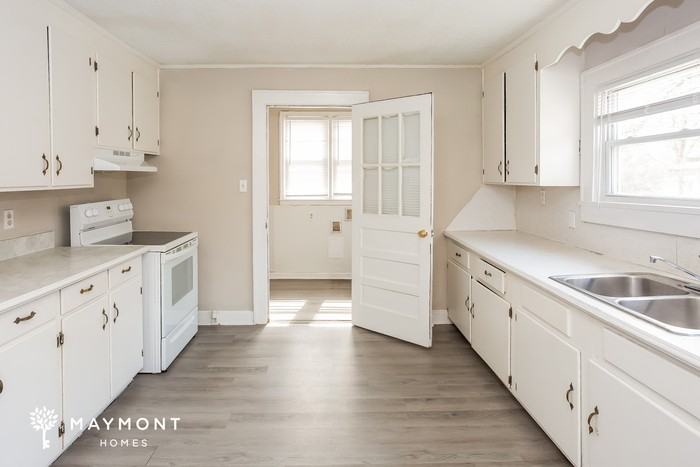 523 Engleside St - Photo 7 of 15