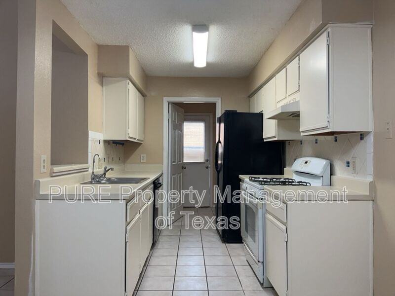 2028 Redwing Way - Photo 7 of 25