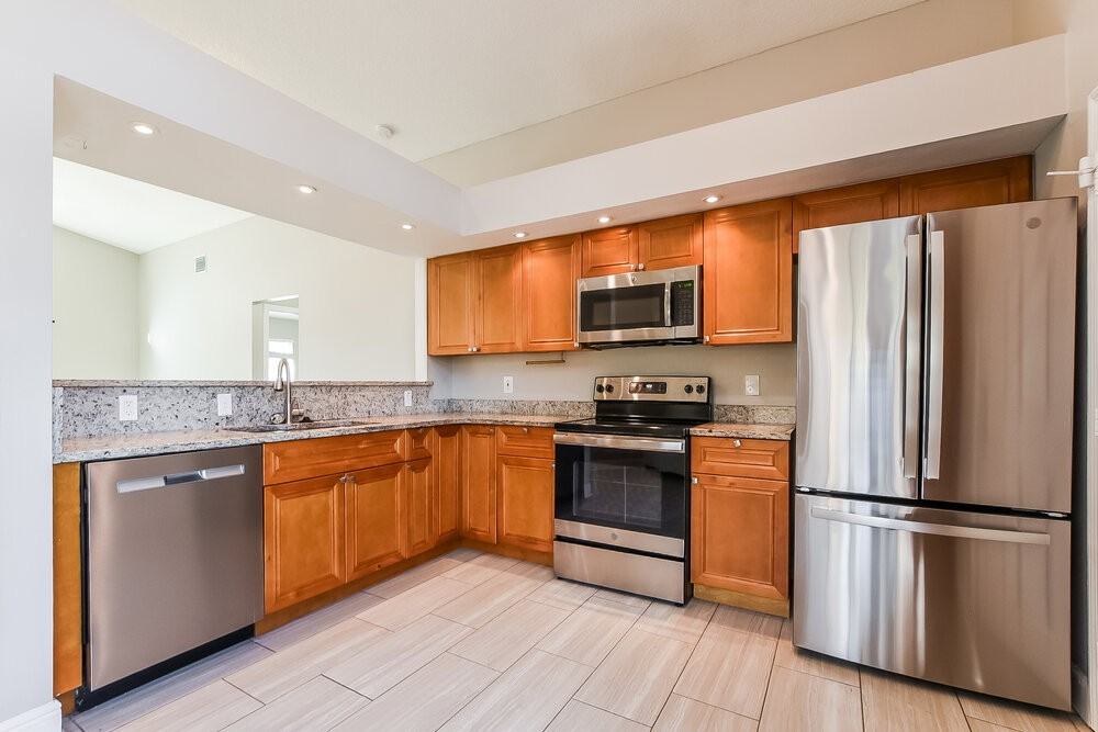 2970 Stillwater Dr - Photo 6 of 16