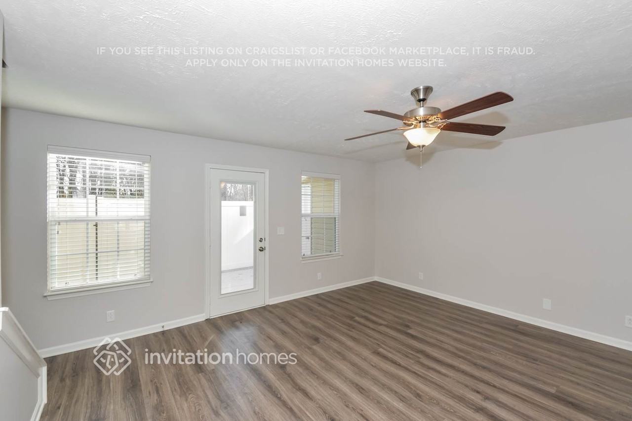 3537 Nightshade Dr - Photo 2 of 17