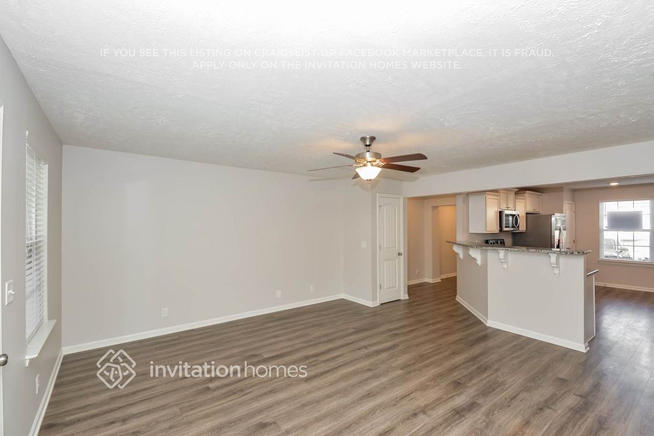 3537 Nightshade Dr - Photo 4 of 17