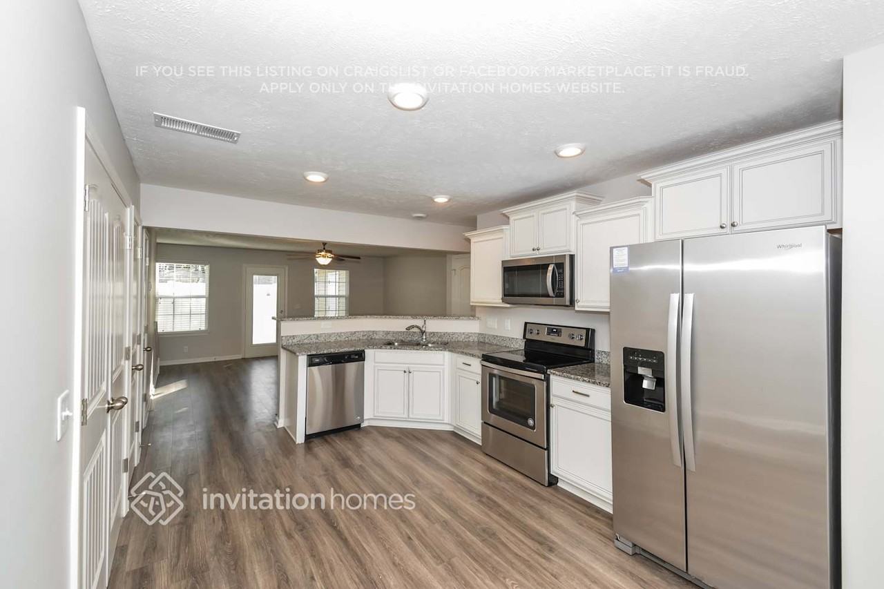 3537 Nightshade Dr - Photo 6 of 17