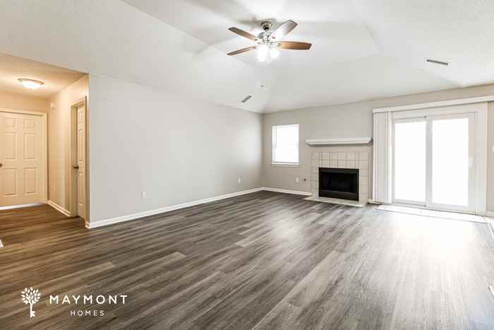 13808 Wimbledon Loop - Photo 5 of 15