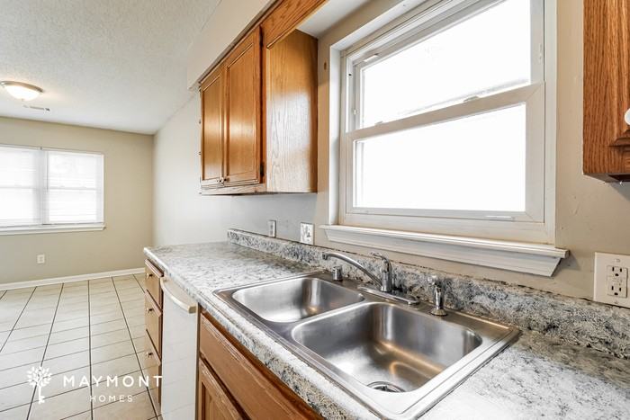 13808 Wimbledon Loop - Photo 7 of 15