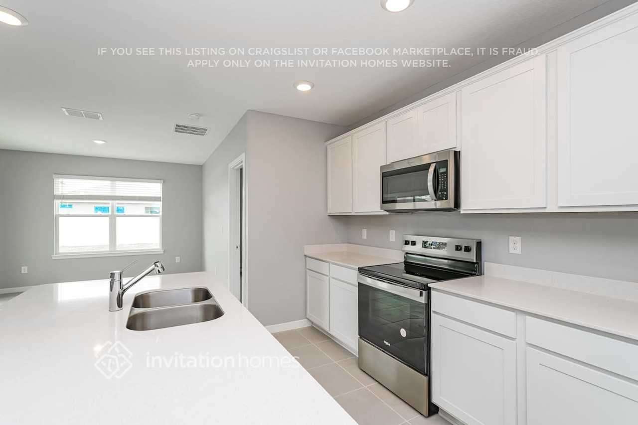 3647 Hornbeam Rd - Photo 6 of 17