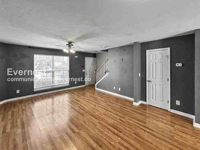 142 Oak Valley Cir - Photo 5 of 20