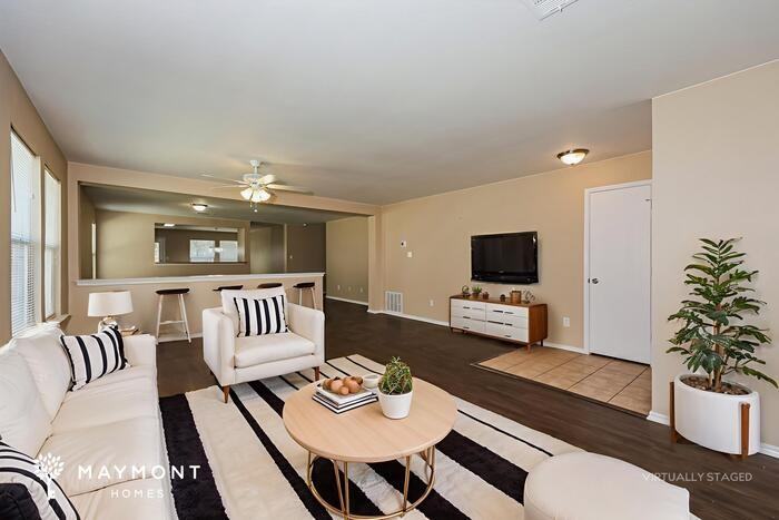 3110 Dusty Oak Dr - Photo 5 of 15