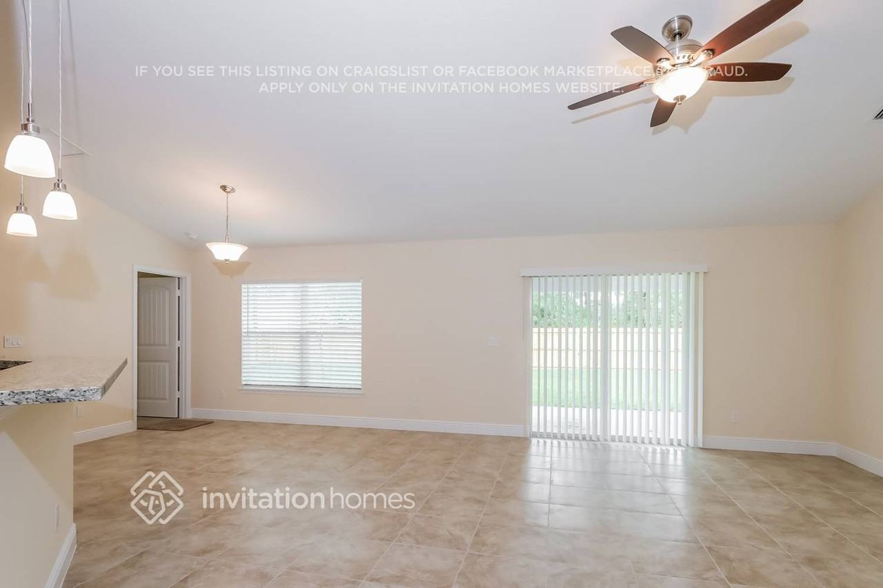 3182 Sw Dimattia St - Photo 2 of 12