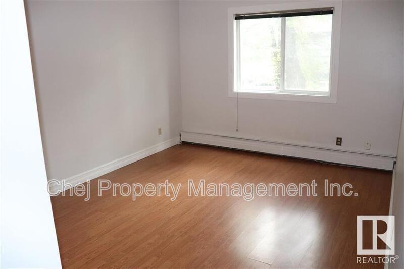 8149 111 St Nw #202 - Photo 7 of 11