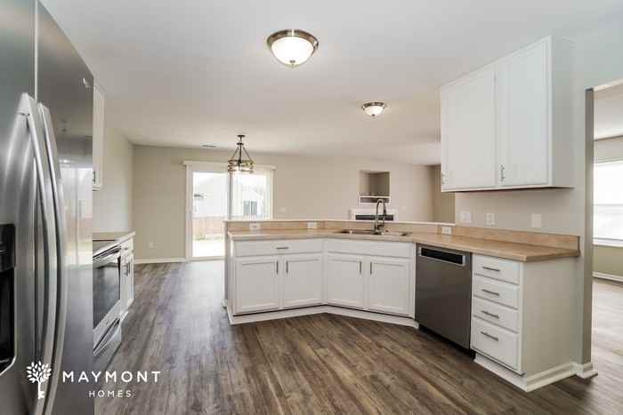 5080 Maple Valley Dr - Photo 5 of 12