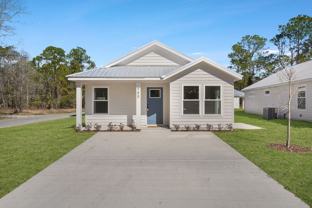 988 W 9th St - Photo 1 of 1