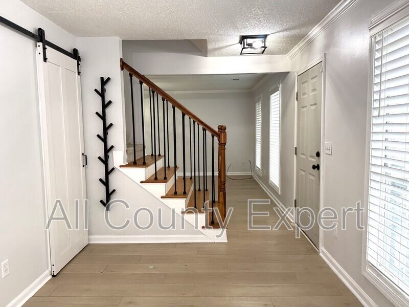 4463 Whitt Station Run Nw - Photo 4 of 8