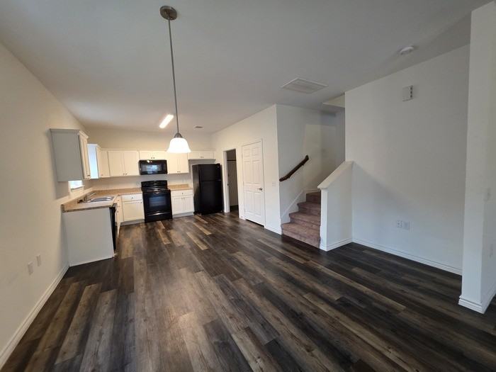 6114 Lacey Oak Dr - Photo 4 of 13