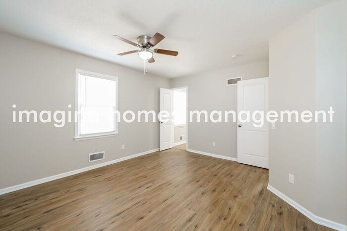 805 N Troost St - Photo 6 of 14