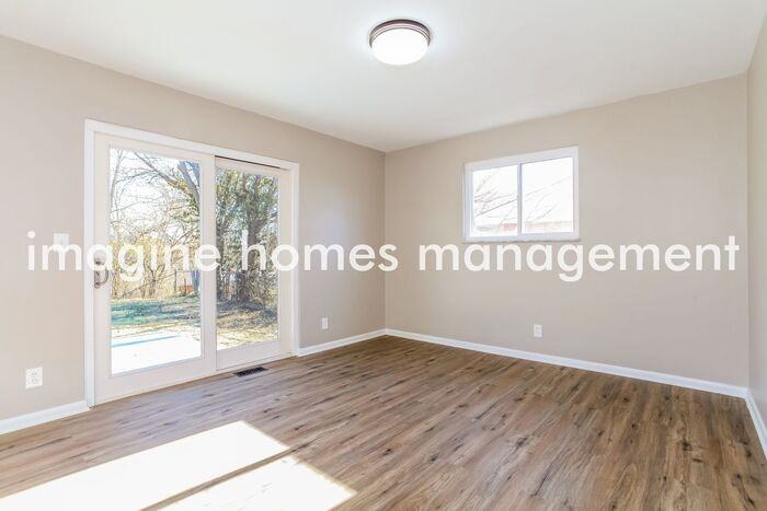 11670 Hanover Rd - Photo 5 of 15